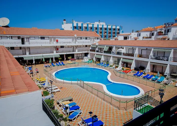 Apartment Bright & Stylish In Chipeque, Cristianos