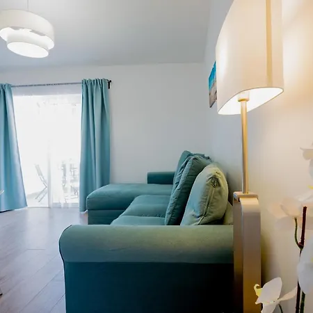 Апартаменты Bright & Stylish In Chipeque, Cristianos Арона