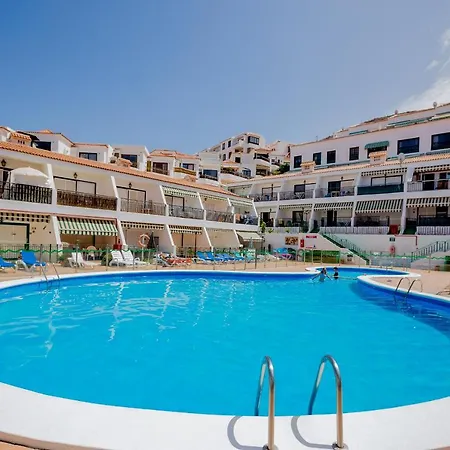 Bright & Stylish In Chipeque, Cristianos Appartement